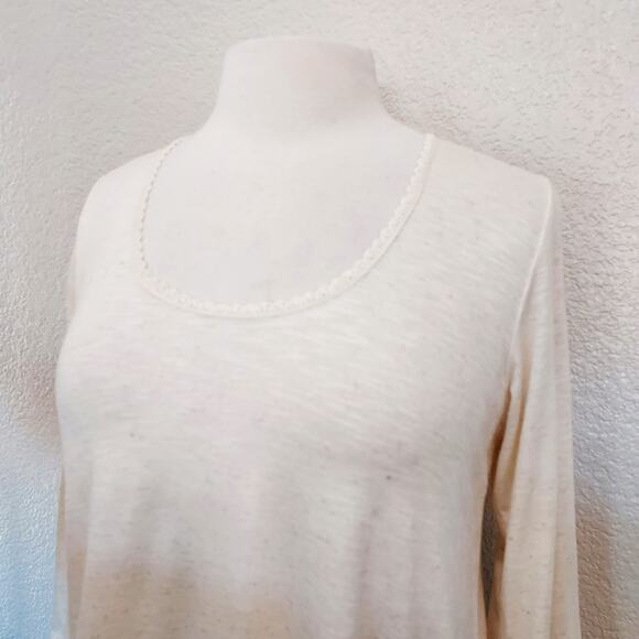 Max Studio Cream Blouse w/Lace Trim Size M - Picture 3 of 14